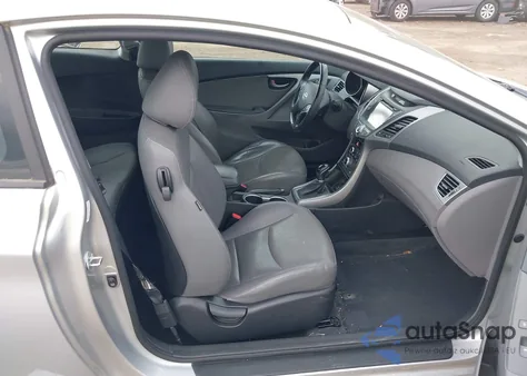 2014 Hyundai Elantra Gs/Se z USA, uszkodzony, nr VIN KMHDH6AH3EU023995